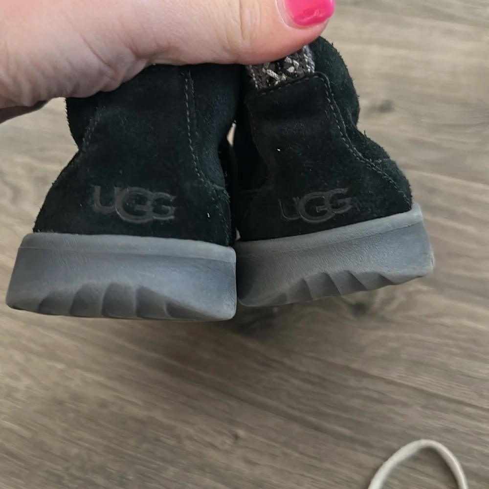 Ugg Black Tie up ankle boot size 5 women’s